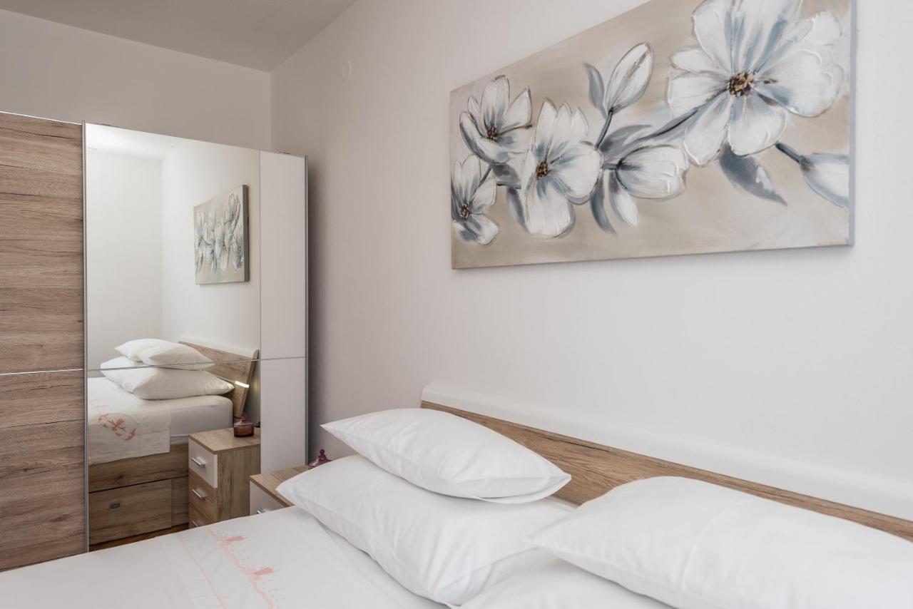 Stedi Apartment Lukoran Bagian luar foto