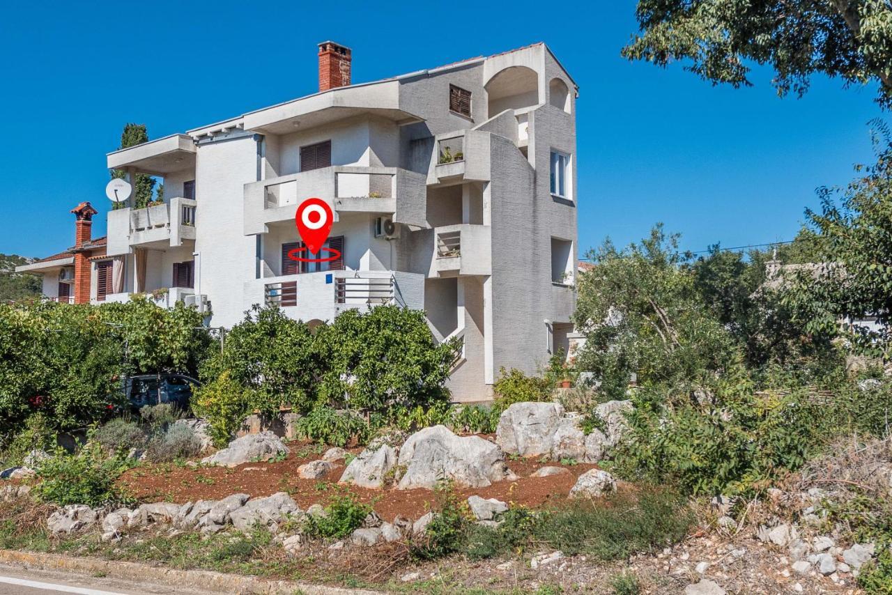 Stedi Apartment Lukoran Bagian luar foto