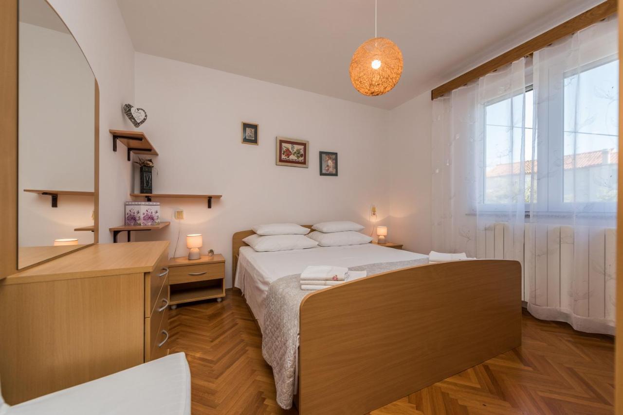 Stedi Apartment Lukoran Bagian luar foto